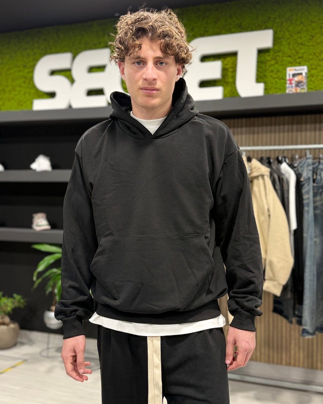 Felpa boxy fit garzata black