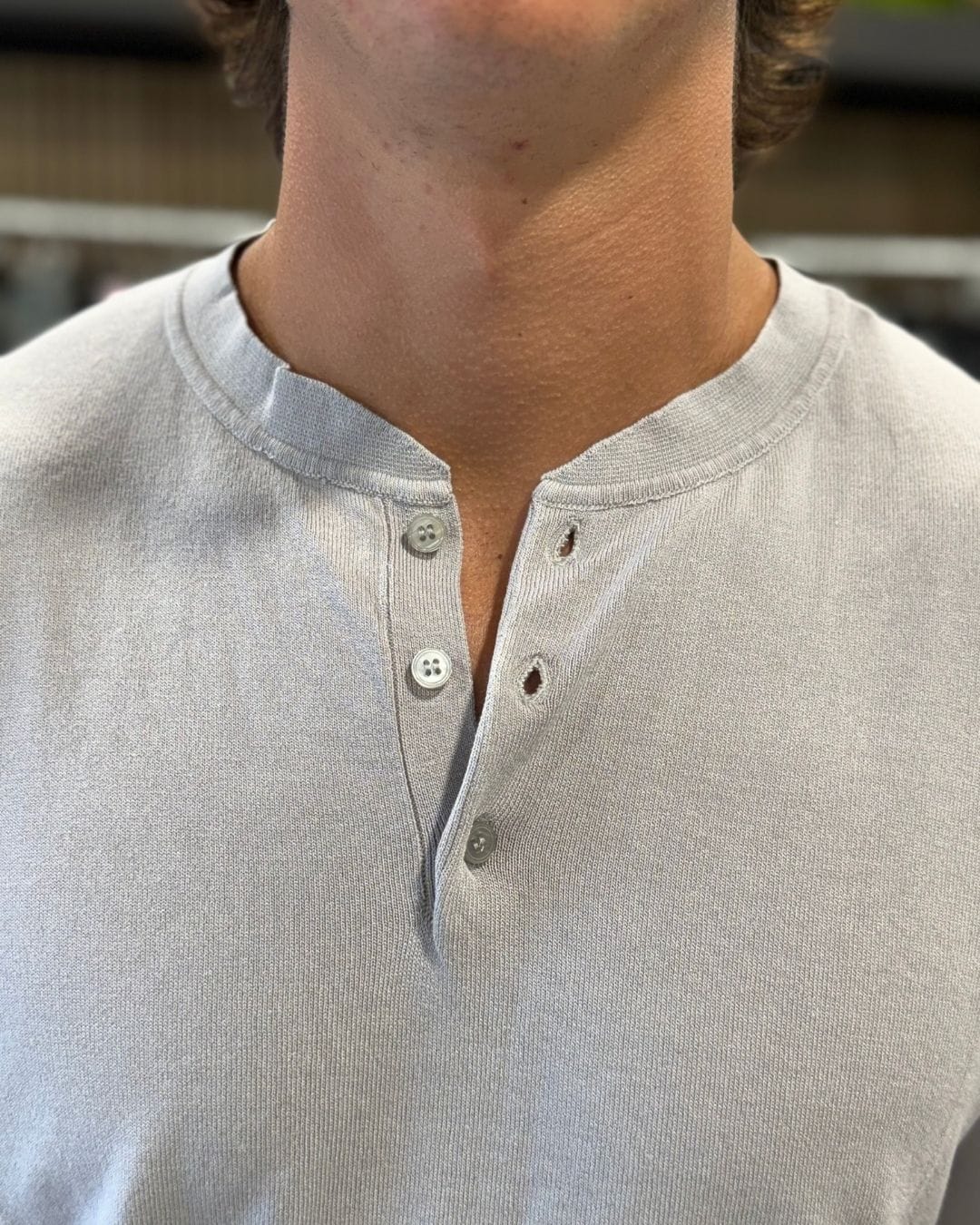 Maglia serafino perla