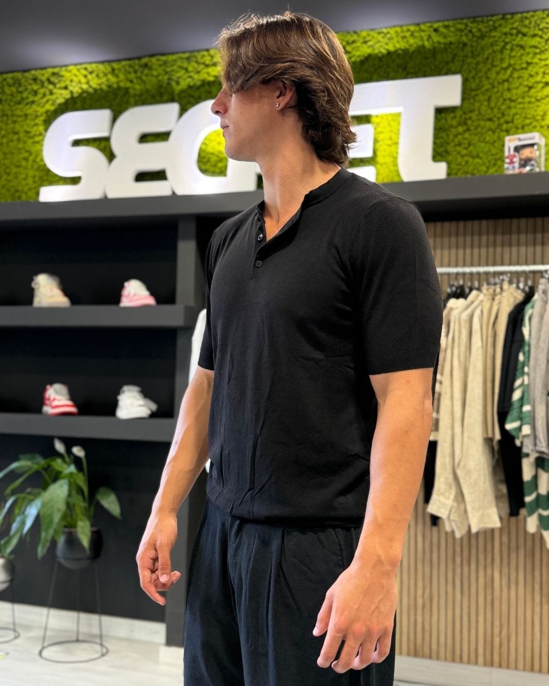 Maglia serafino nera