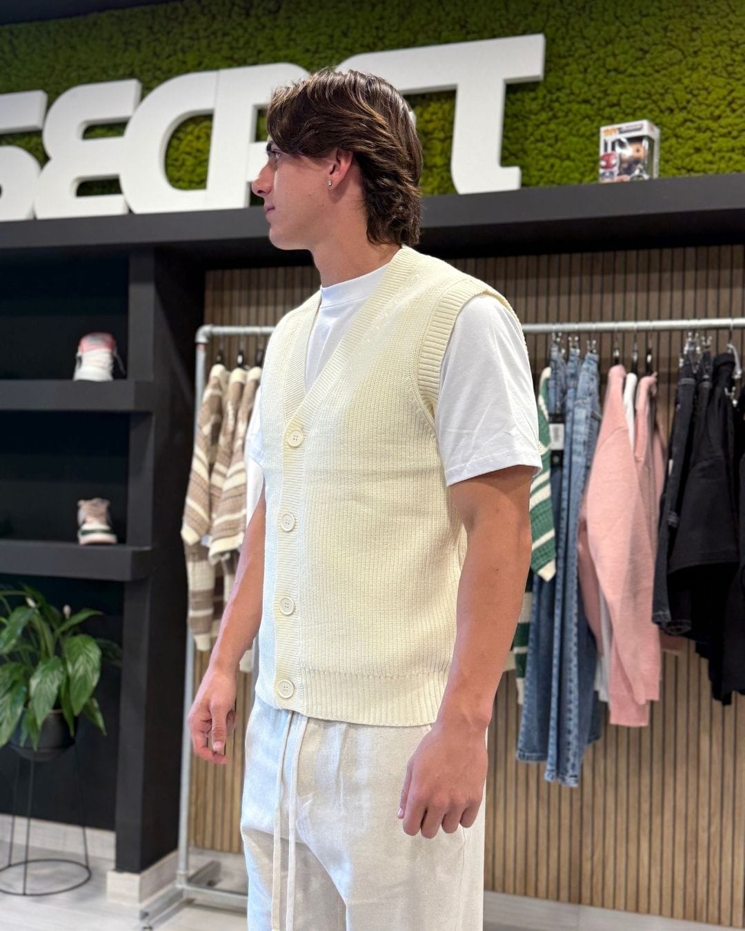 Cardigan smanicato cream