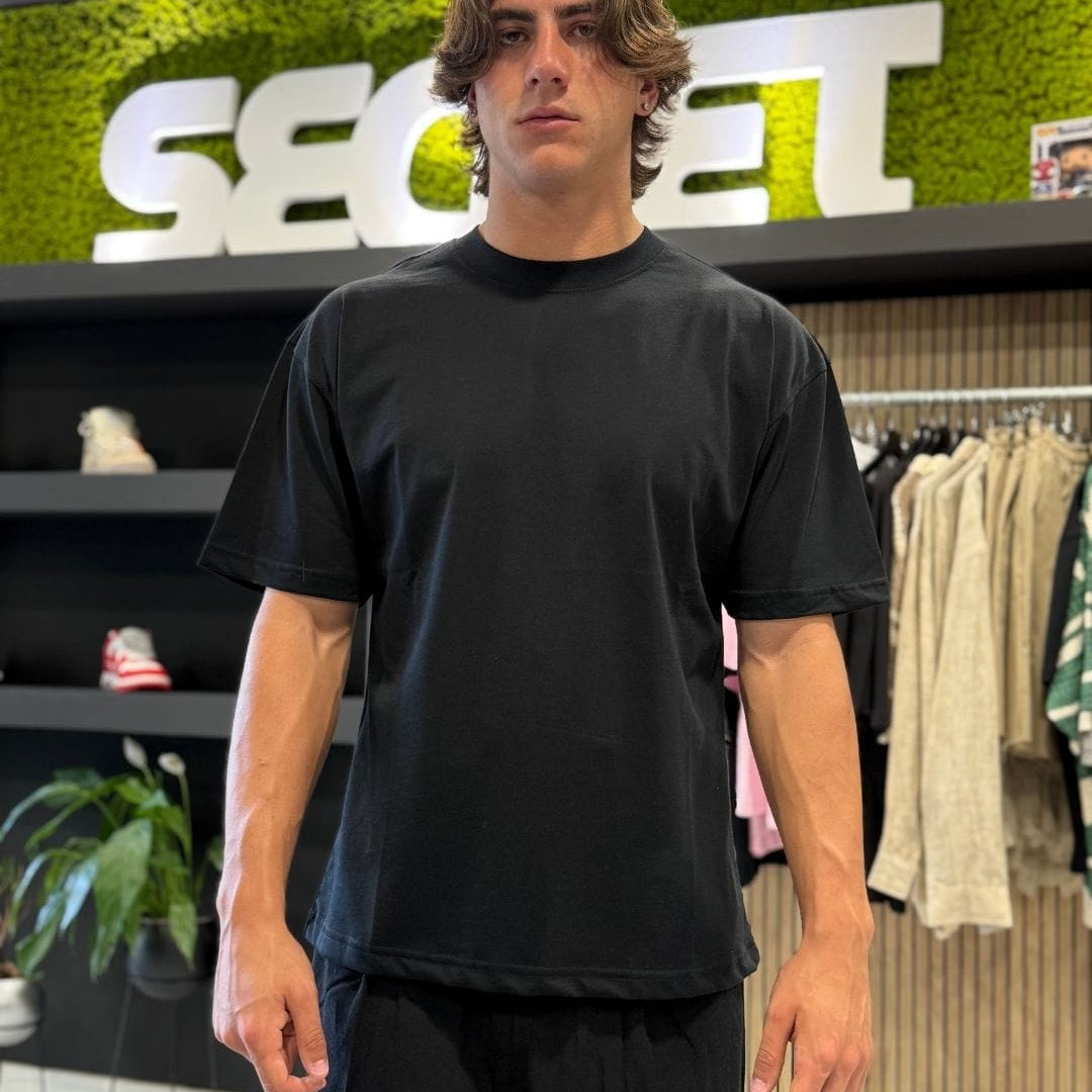 T-Shirt "KISS ME" black