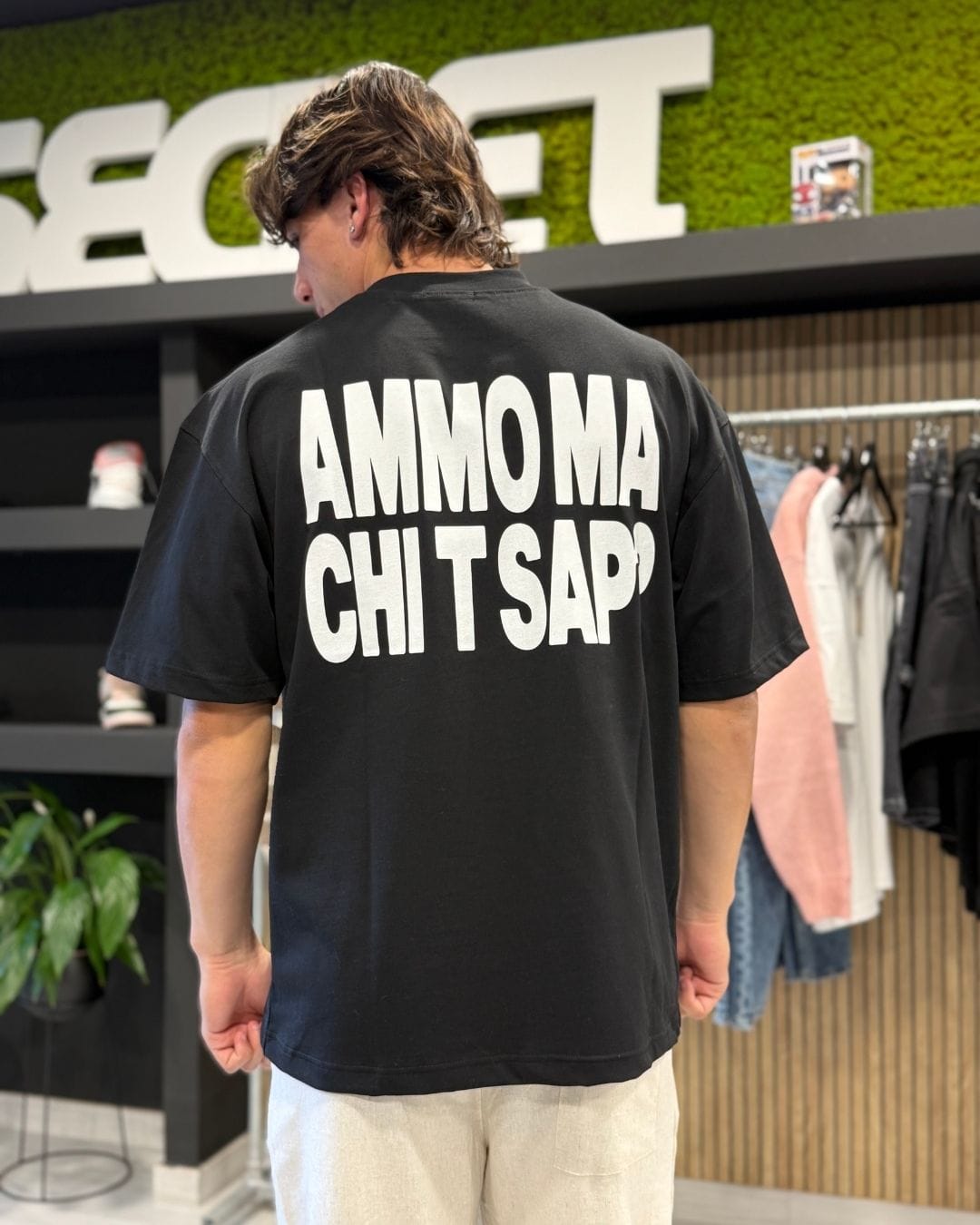 T-Shirt "AMMO CHI T SAP?" black