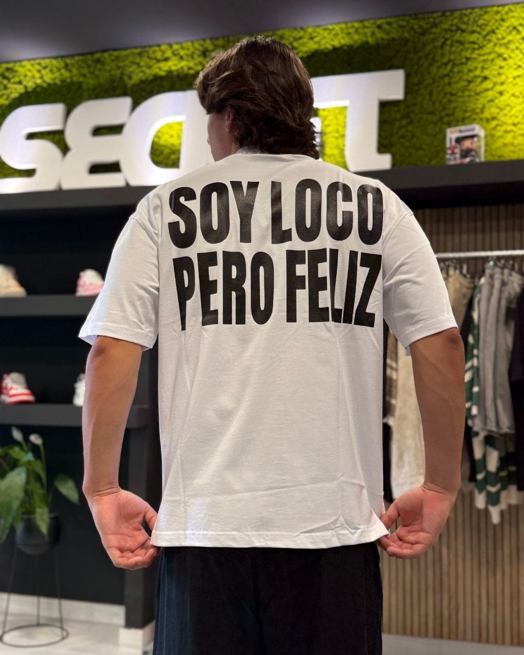 T-Shirt "SOY LOCO PERO FELIZ" white