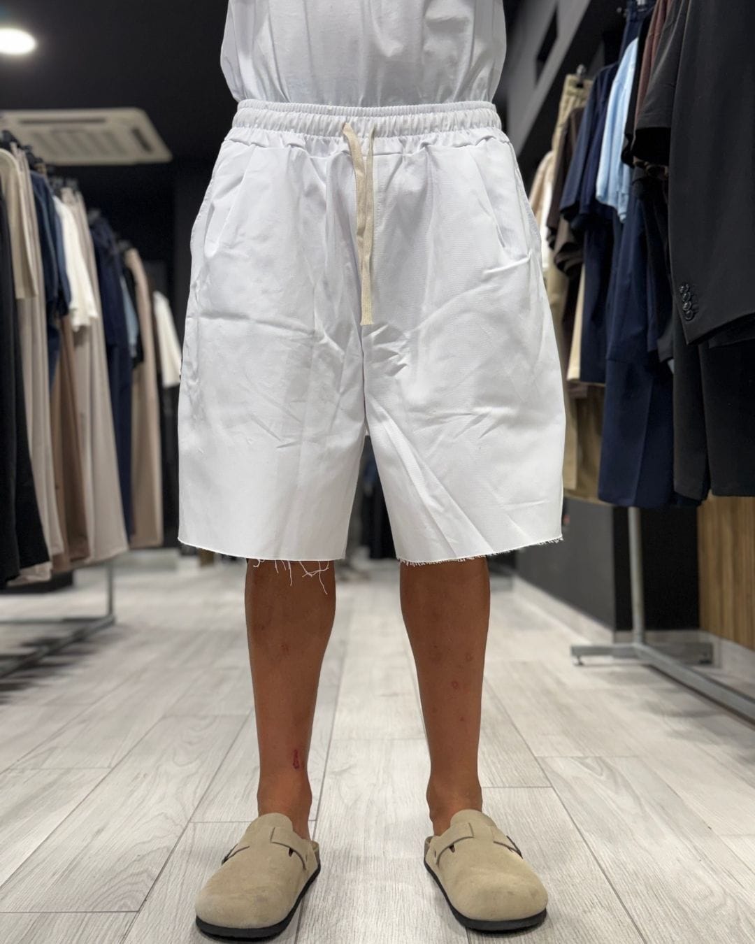 Bermuda con pinces bianco