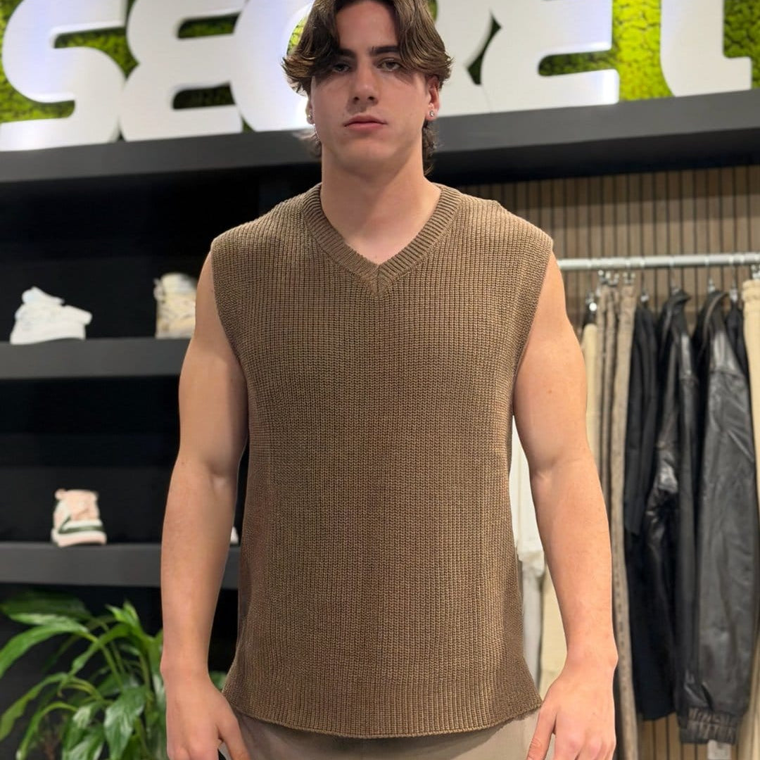 Gilet a maglia scollo a V brown