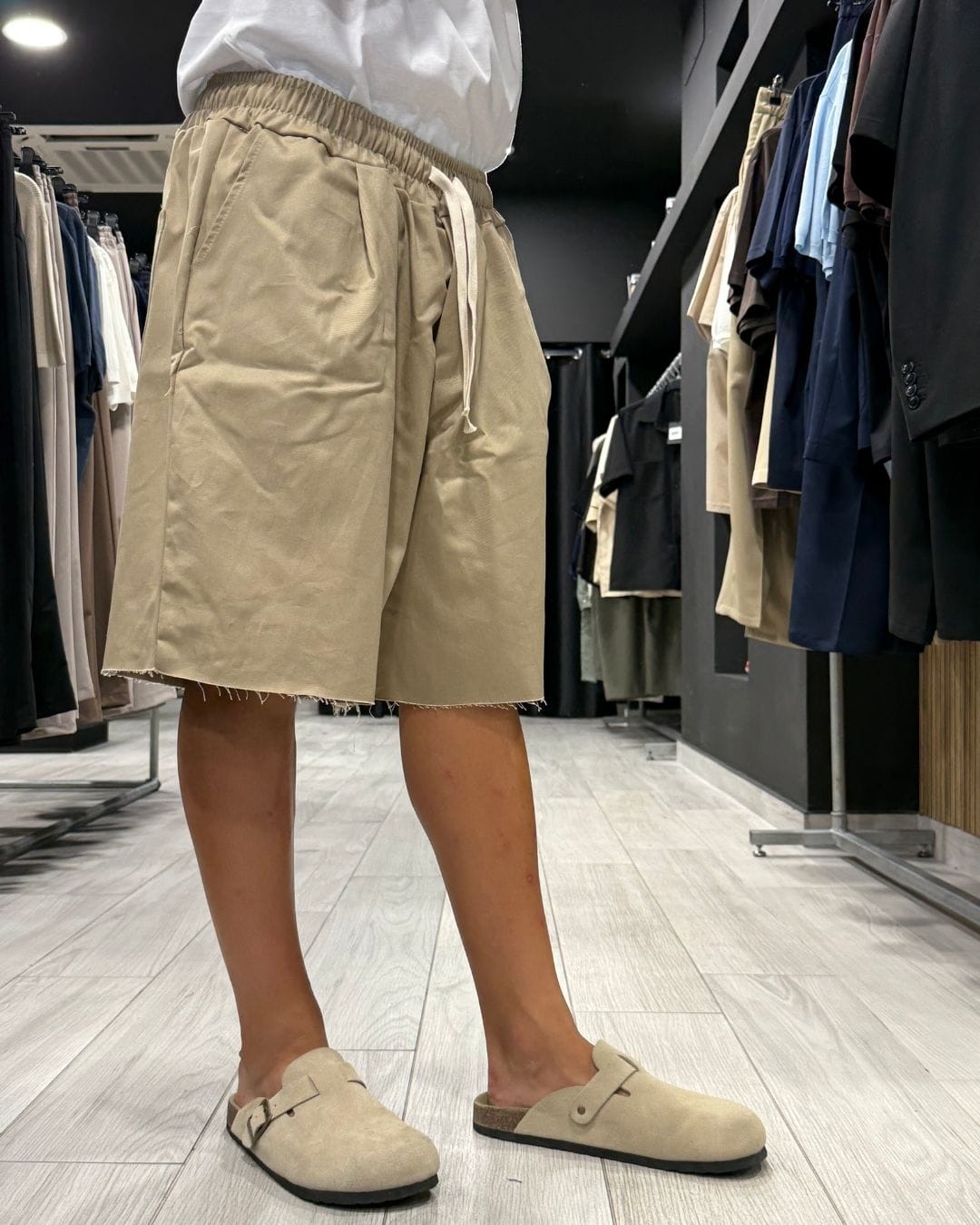 Bermuda con pinces beige