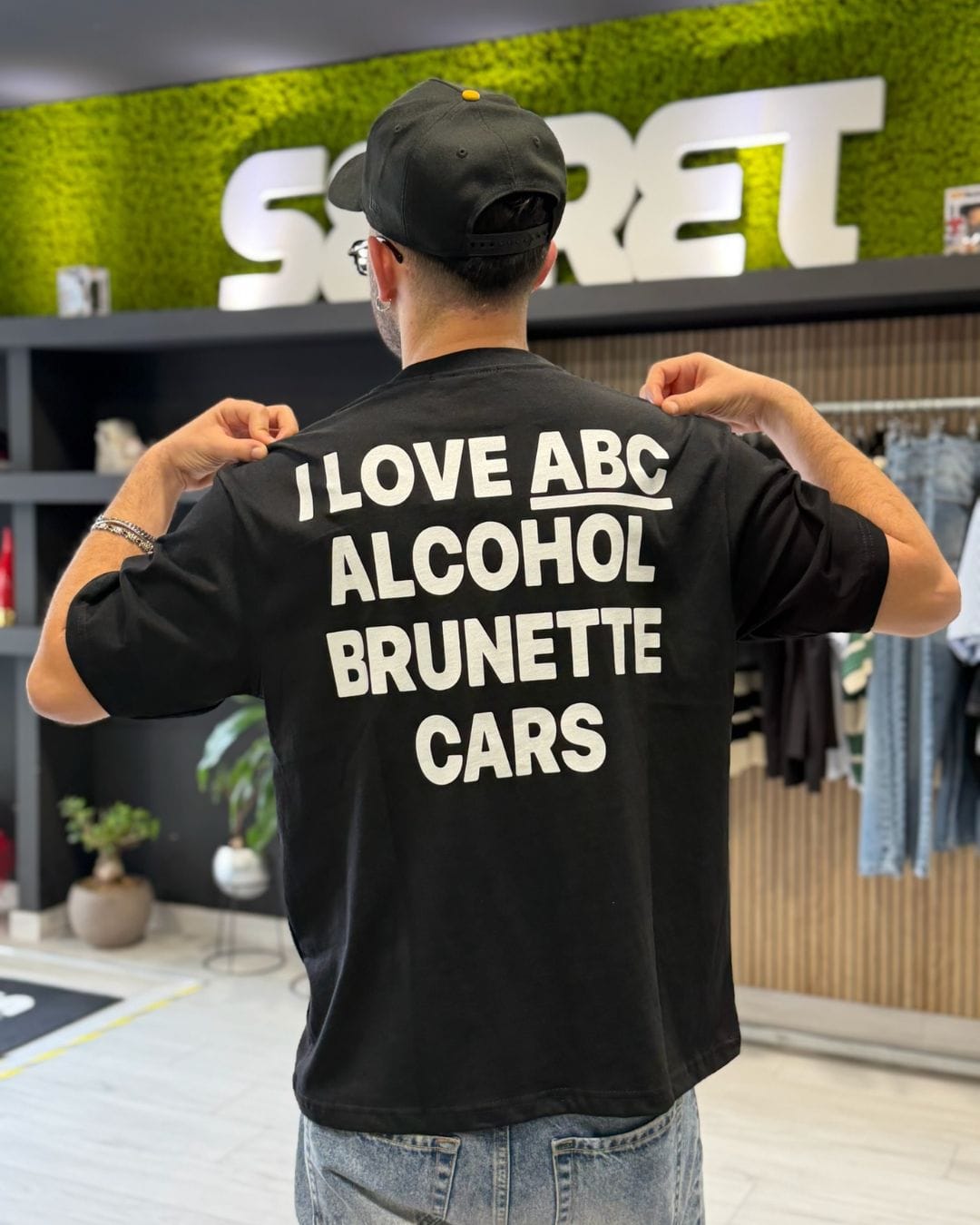 T-Shirt "LOVE ABC" black