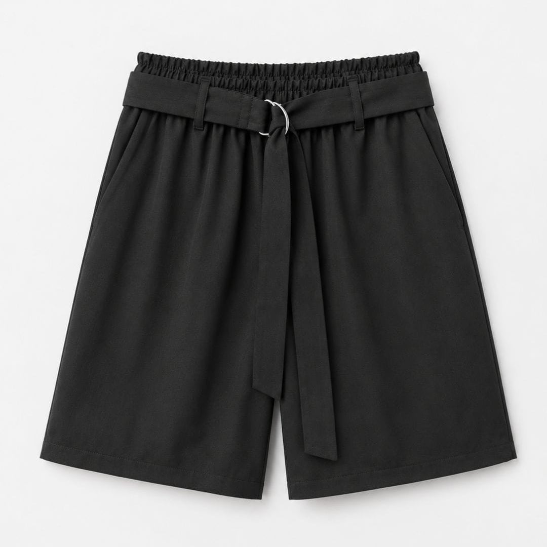 Bermuda con cinturino nero